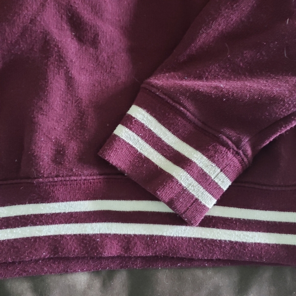 PINK Pullover Sweater - Picture 4 of 8